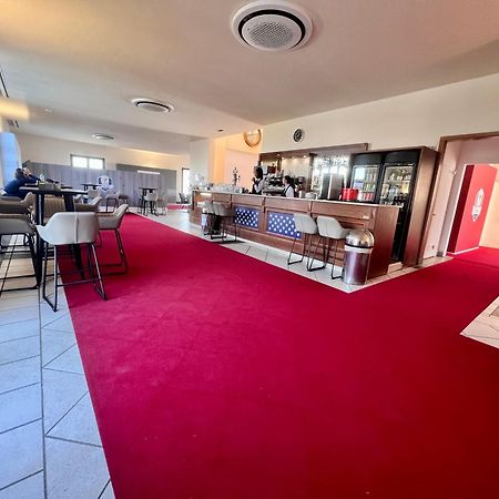 Holidays Homes Rome Golf Appartamenti Marco Simone Aeb Zewnętrze zdjęcie
